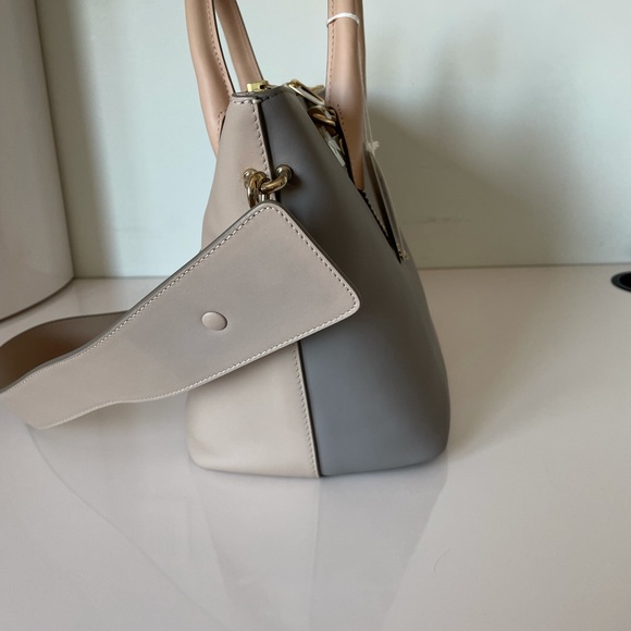 Chloe Baylee Tote Bag - Picture 3 of 8